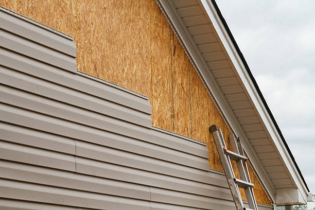 Professional Wood Siding technician working in Moundsville, WV